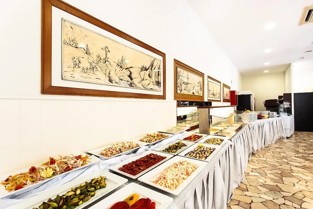 New Hotel Chiari Cervia 3*,  Italia